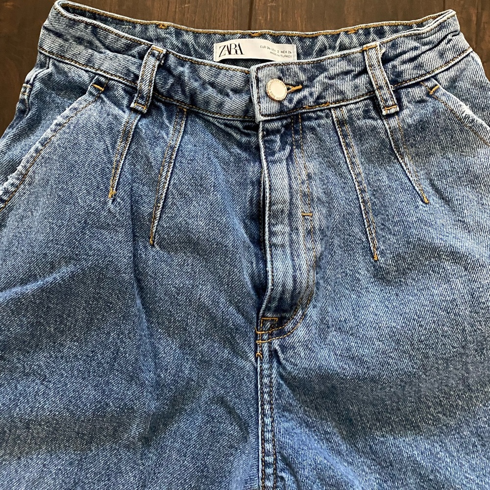 ZARA tapered jeans